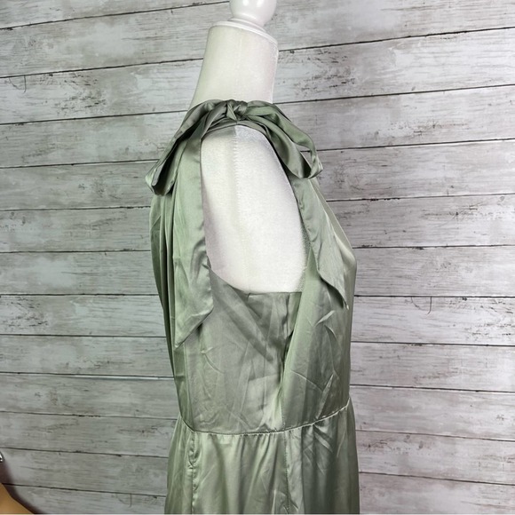 Area Stars One Shoulder Bow Tie Satin Maxi Dress - Picture 5 of 8